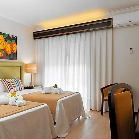 Jardim 3* Αβέιρο