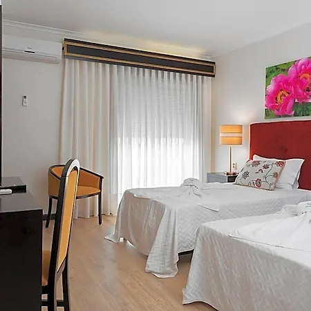 Ξενοδοχείο Jardim 3*